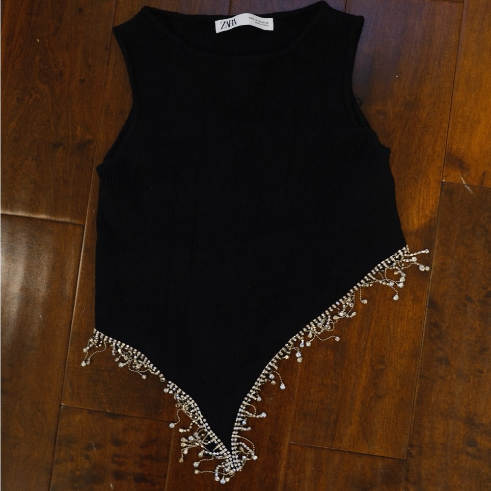 Cute Zara asymmetrical with diamond chain top